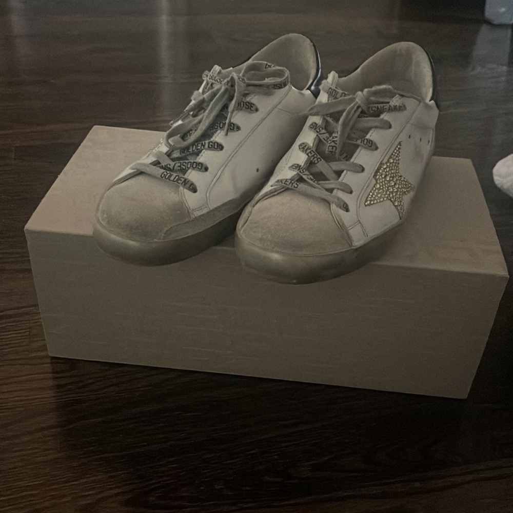 Super Star golden goose kept in great condition! - Picture 7 of 9